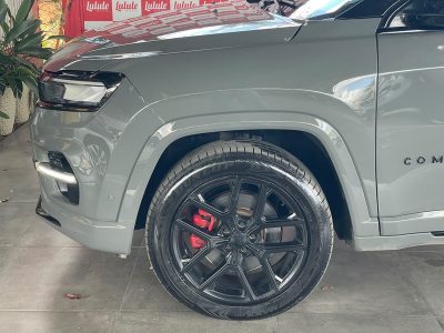 JEEP COMMANDER BLACKHAWK 2.0 TB 16V