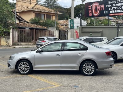 VOLKSWAGEN JETTA COMFORTLINE 2.0 8V AUT