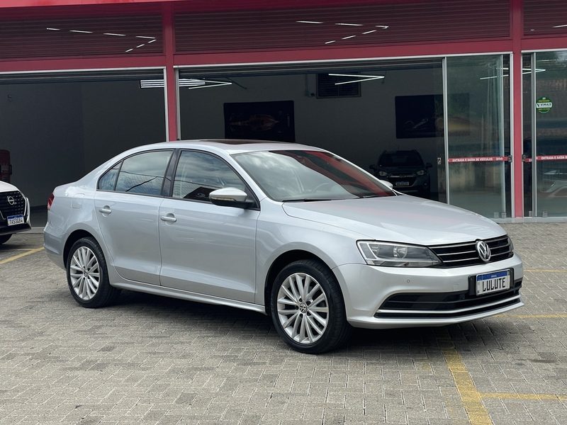 VOLKSWAGEN JETTA COMFORTLINE 2.0 8V AUT 2015