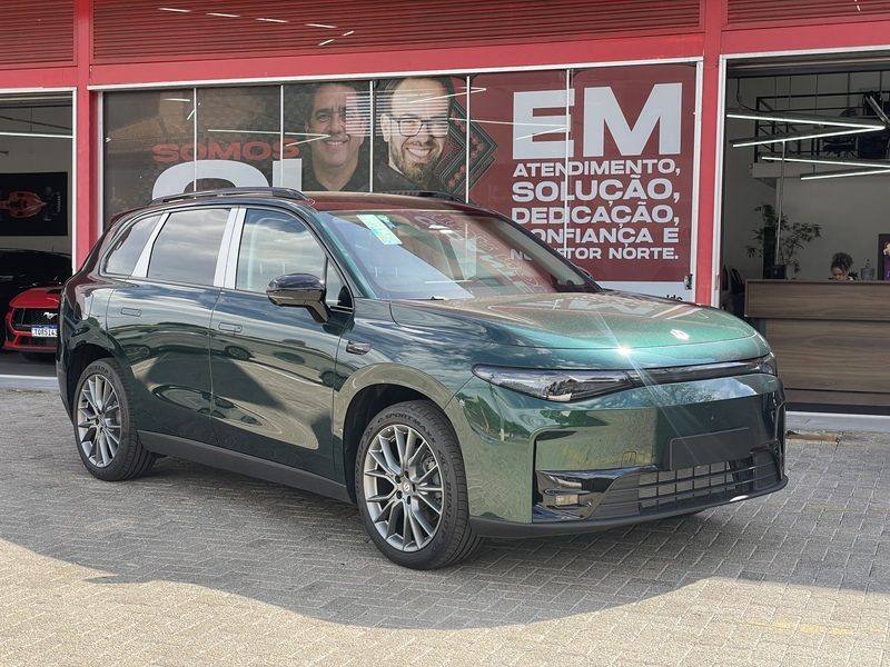 LEAPMOTOR C10 1.5 REEV 70 KWH 320NM AUT 2027